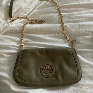 Tory Burch Gray Pebbled Leather Clutch Crossbody